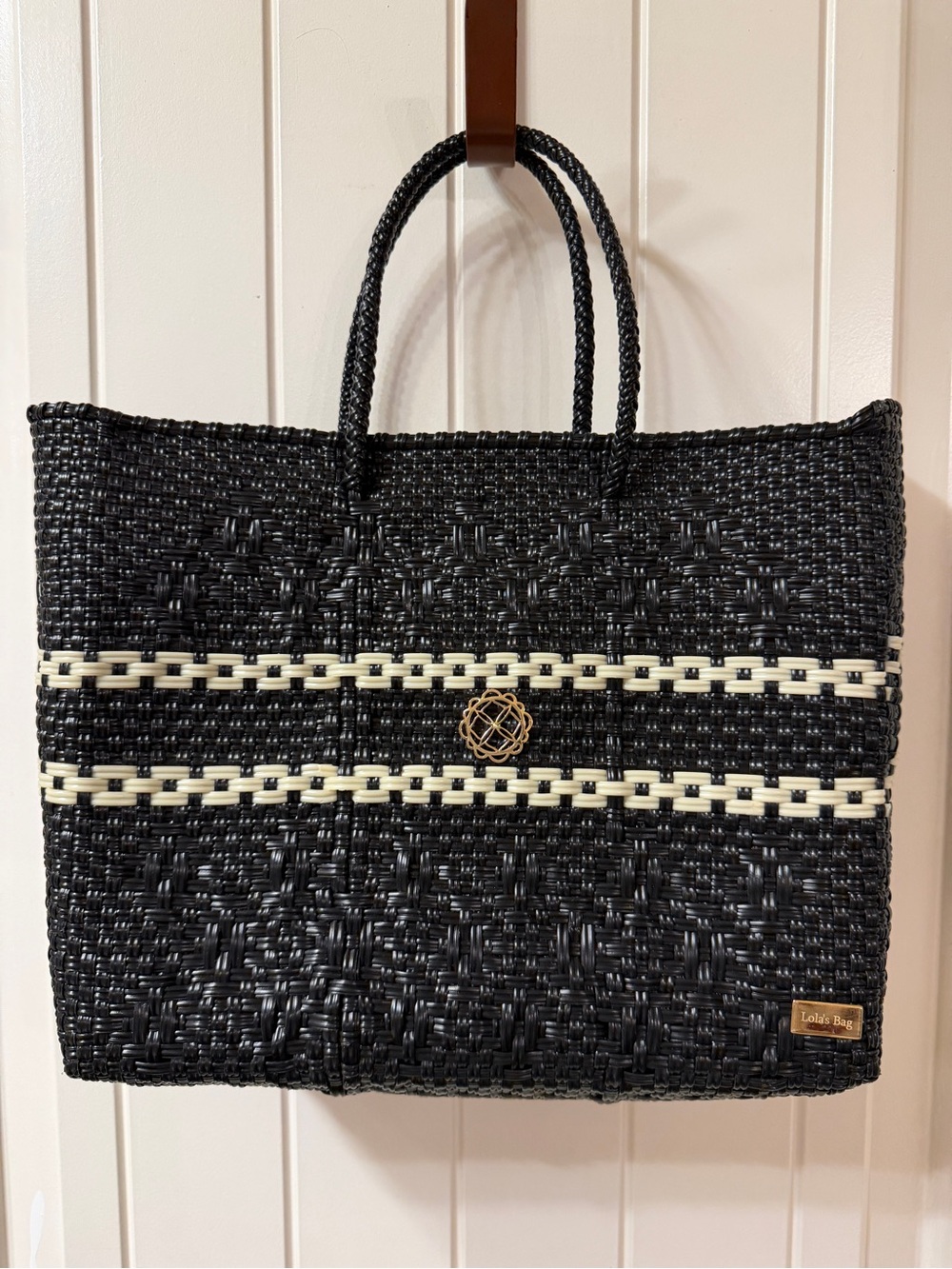 Lola's Bag Medium Black Woven Tote – Eco-Friendly Waterproof Beach & Market Bag